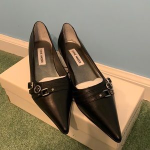 Steve Madden Klarisa Black Leather Kitten Heels